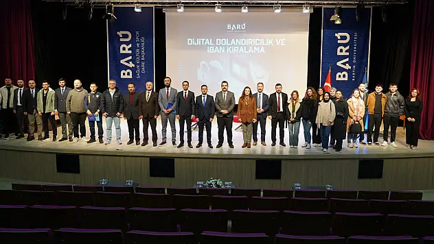 Öğrencilere dijital dolandırıcılık anlatıldı