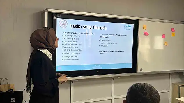 Öğretmenler eğitimde