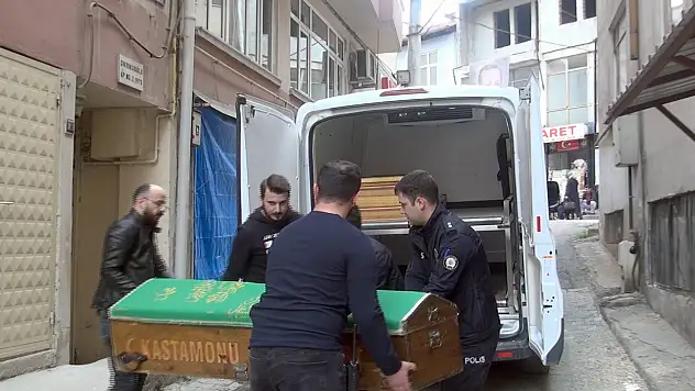 Ölü bulunan 5 aylık bebeğin bakımsızlıktan öldüğü ortaya çıktı