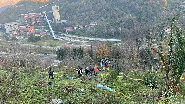 Ortaokul öğrencisinin öldüğü servis kazasında 6 kamu görevlisine hapis talebi