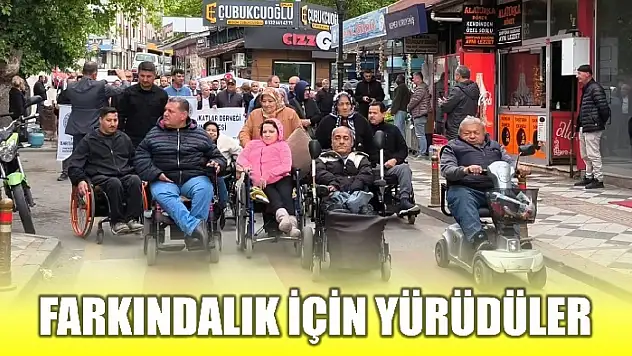 Özel bireylerden kortej geçişi