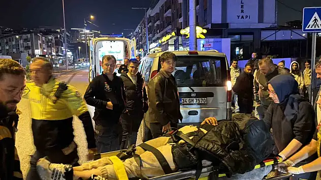 Park halinde ki araca saplandı: 1 yaralı