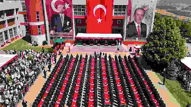 POMEM'de mezuniyet coşkusu