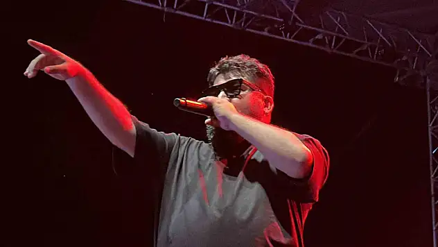 Rap rüzgarı Akçakoca'da esti