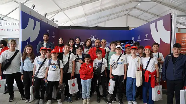 Rektör Akkaya, bilim ve teknoloji tutkunlarıyla buluştu