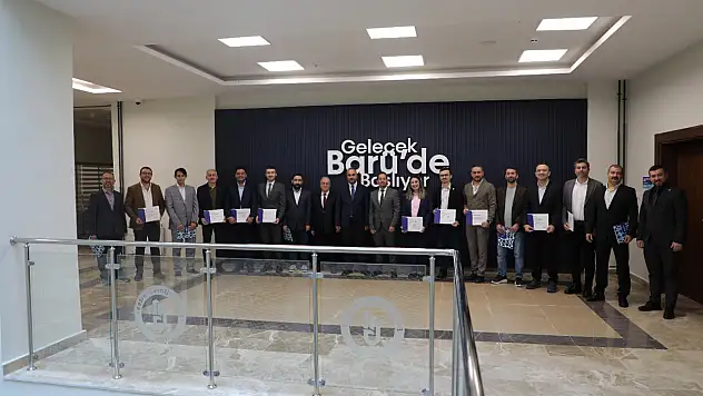 Rektör Akkaya, 'Dünyanın En Etkili Bilim İnsanları' ile buluştu