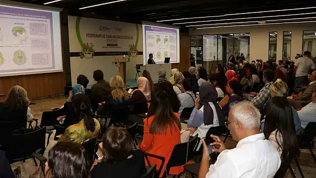 Akupunktur ve Tamamlayıcı Tıp Kongresi düzenlendi