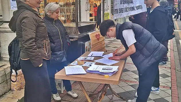 Sağlık Meslek Lisesi için imza toplandı