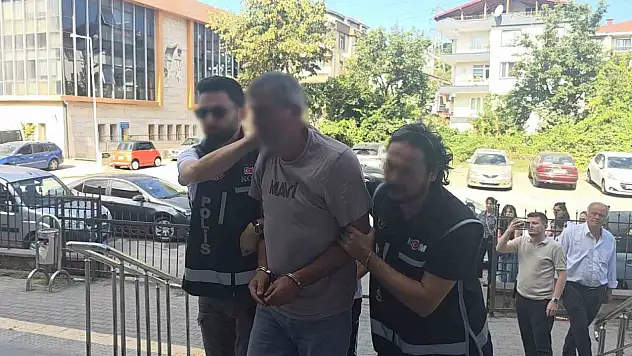 Sahte altın oyunu kuyumcunun dikkatiyle bozuldu: 2 kişi yakalandı
