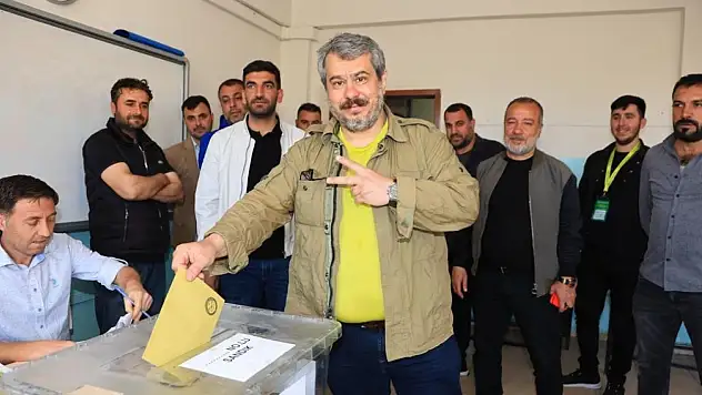 Seçim sloganı binlerce oya mal oldu