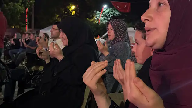 Selalar yükseldi dualar edildi