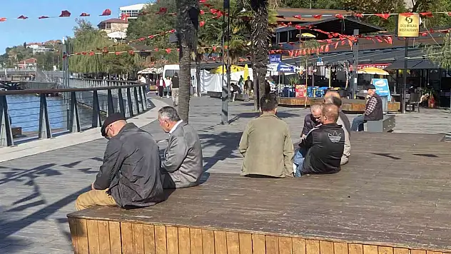 Sıcak havayı gören sahile koştu