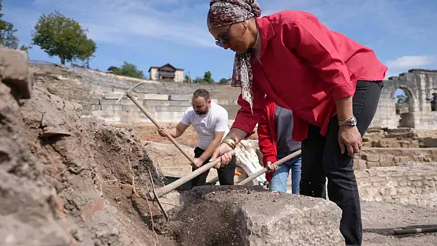 Sosyal Yardım İşleri çalışanları bu sefer tarihe dokundu