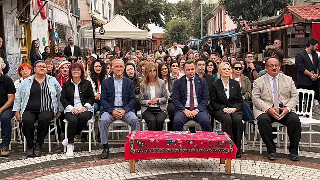 Suluboya festivali sanatseverleri buluşturdu