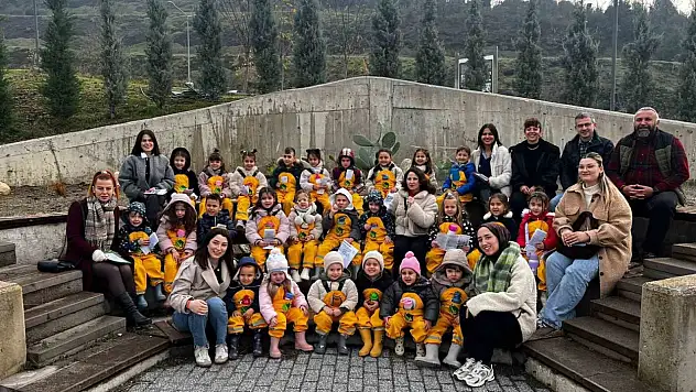 Süs ve Tıbbi Bitkiler Botanik Bahçesi minik ziyaretçilerini ağırladı