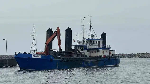 Tarak gemisi çalışmalarını sürdürüyor