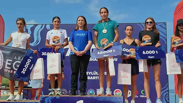 Amasra'nın muhteşem doğasında düzenlenen koşuya yoğun ilgi