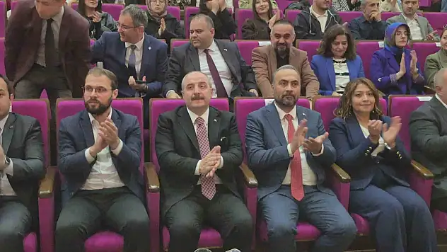 'Uluslararası ilişkilerde artık sözü dinlenen bir Türkiye var'