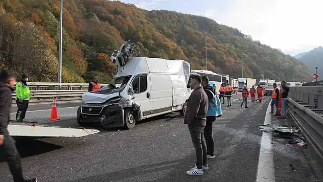 TEM'in Bolu geçişinde zincirleme kaza: 1 yaralı