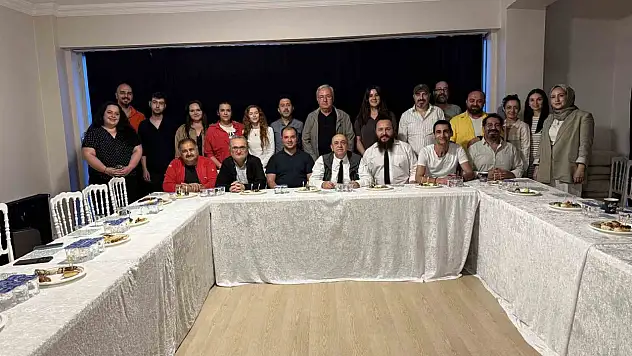 Tiyatrocular Düzce'de güçlerini birleştirdi