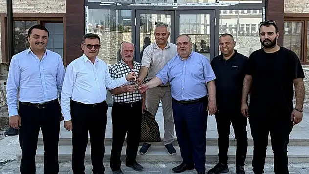 TOKİ'de anahtar teslimleri başladı