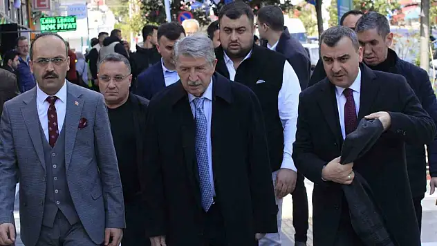 Toptan, 'İnşallah bu seçimler Türkiye'nin geleceği ve istikrarı için yeni bir ümit kapısı aralayacaktır'