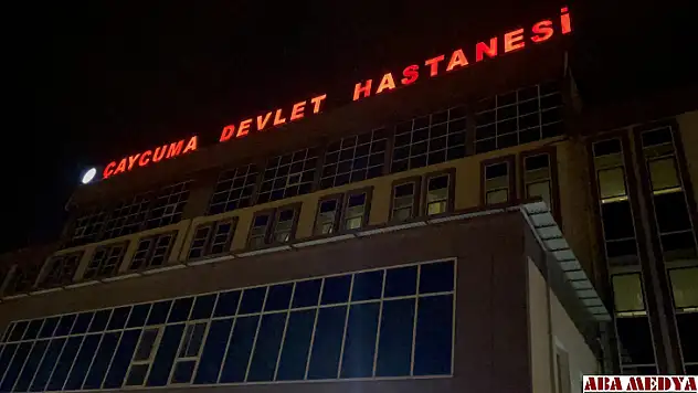 Traktörle tarla süren çiftçi kazayla eşini ezdi