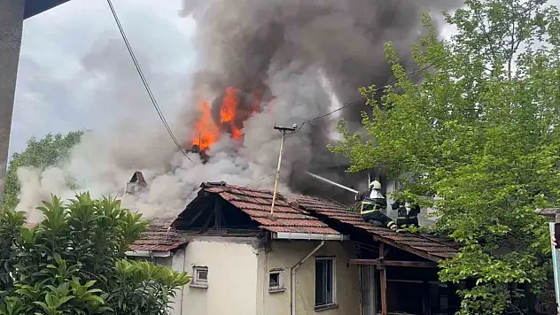 Tüp patlayan evde yangın çıktı: 1 ağır yaralı