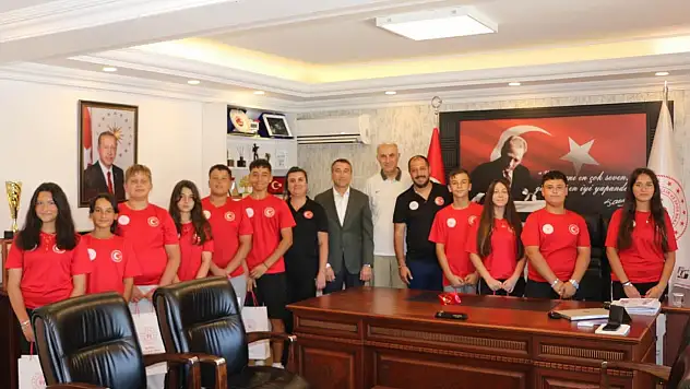 Türkiye Şampiyonu Boccecilerden İl Müdürü Akkaş'a Ziyaret