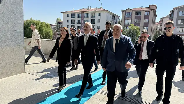 Ulaştırma Bakanı Uraloğlu Bartın'da