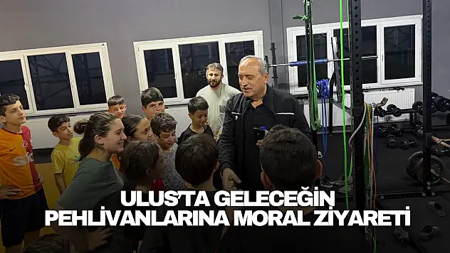 Ulus'ta Geleceğin Pehlivanlarına Moral Ziyareti