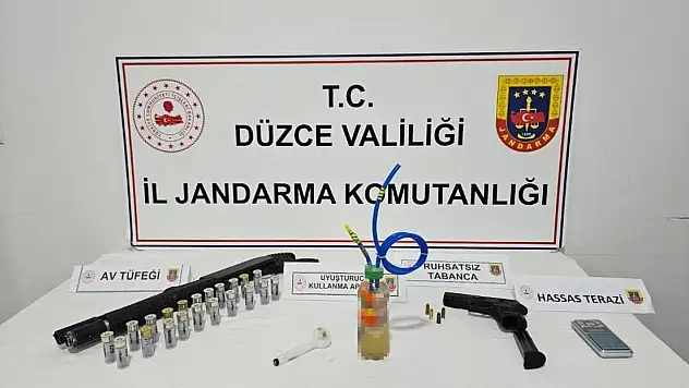 Uyuşturucu kullanan 3 şahıs ve yurda kaçak yollarla giren 2 kişi yakalandı