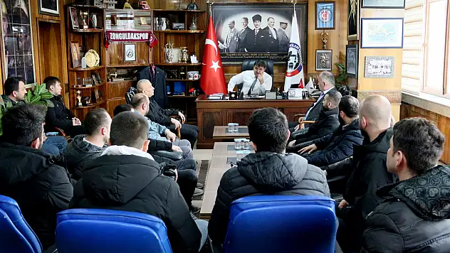 Üzülmezli işçilerden Yeşil'e ziyaret