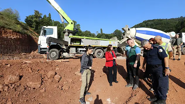 Vali Arslan incelemelerine devam ediyor