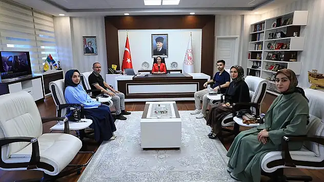 Vali Arslan misafirlerini ağırladı