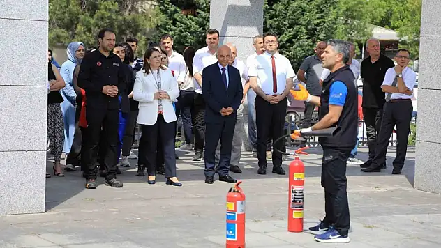 Valilikte yangın tatbikatı