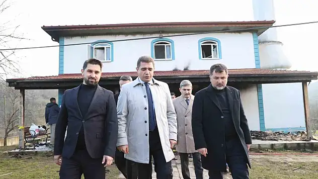 Yanan cami yeniden inşa edilecek