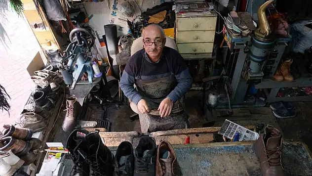 Yarım asırdır aynı dükkanda hizmet veriyor