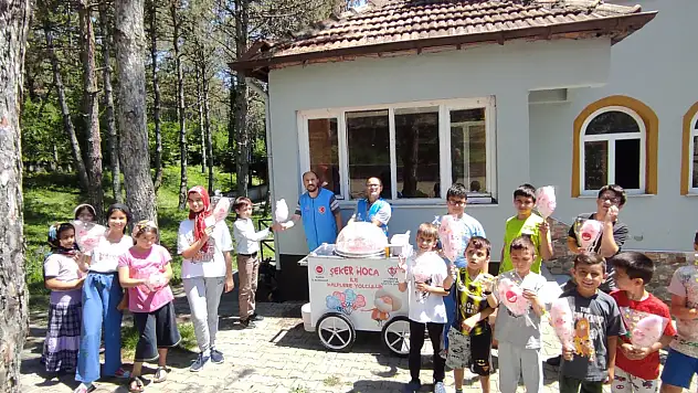 Yaz Kuran Kursları hem eğlendiriyor hem de öğretiyor