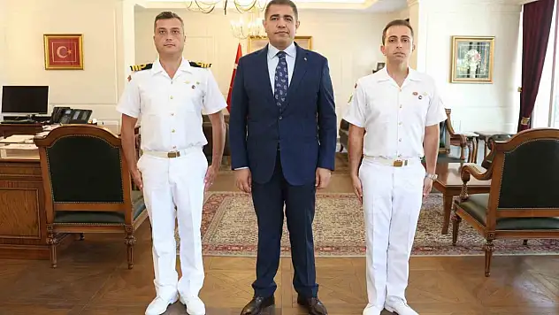 Yeni komutan Vali Aslan ile buluştu