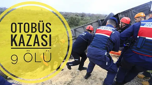 Yolcu Otobüsü Kaza Yaptı