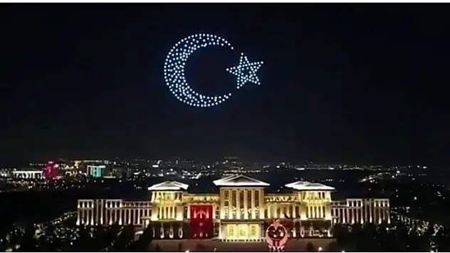 ZAFER BAYRAMI KUTLAMALARINDA NEFES KESEN GÖRÜNTÜLER