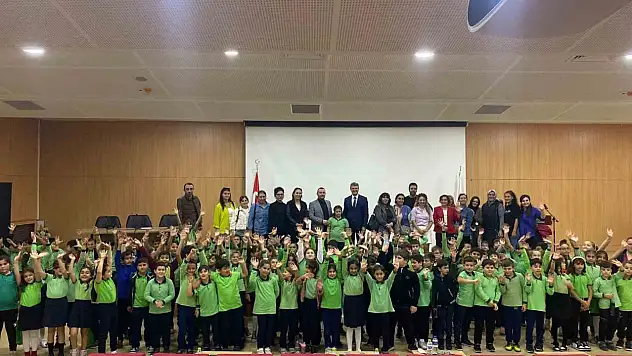 ZBEÜ'de ilkokul öğrencilerine 'Siber Güvenlik ve E-Gelecek' anlatıldı