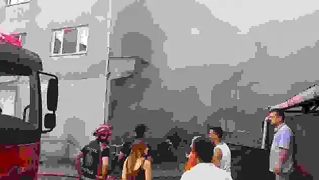 Boş binanın bodrum katında yangın