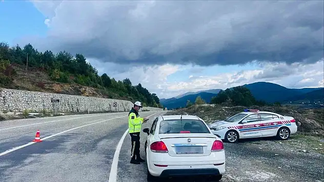 Zonguldak'ta emniyet ve jandarma ekiplerinden kapsamlı denetim