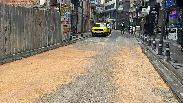 Zonguldak'ta yapılan yol yeniden bozuldu, vatandaşlar tepki gösetrdi