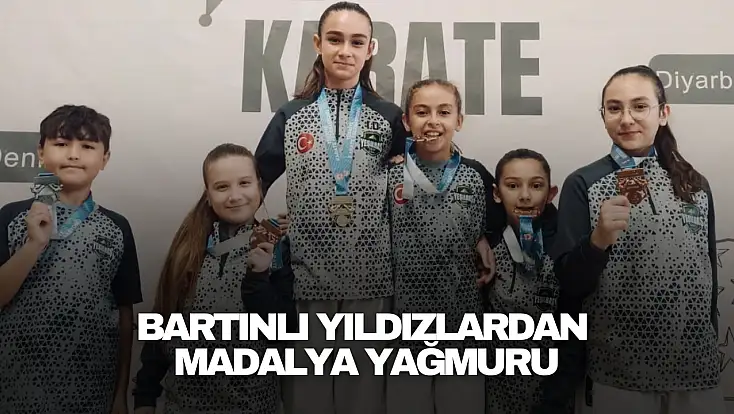 Karate Liginde Madalya Yağmuru