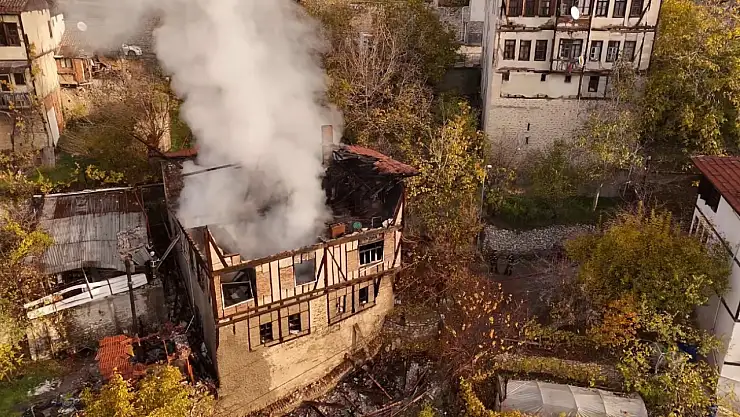 150 yıllık tarihi konaktan geriye kalan dronla görüntülendi