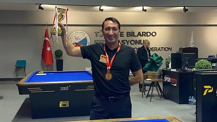 3 bant bilardo Türkiye şampiyonu Köseoğlu oldu