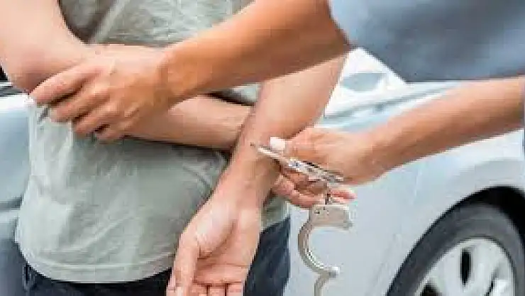 Taciz suçlamasıyla gözaltına alındı